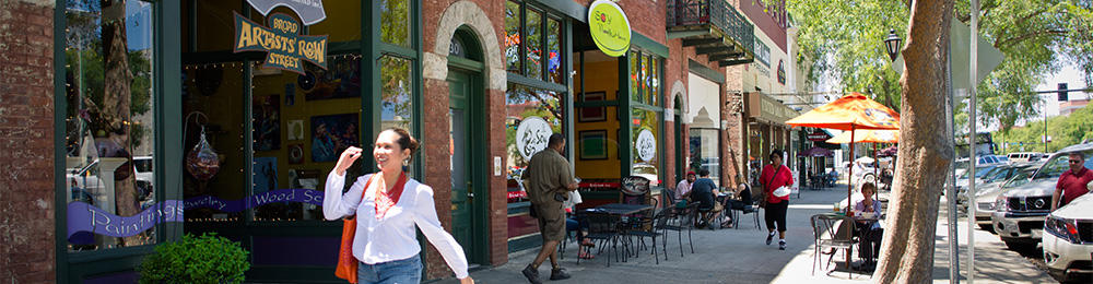 Shops and eateries along Broad Street in Augusta, GA